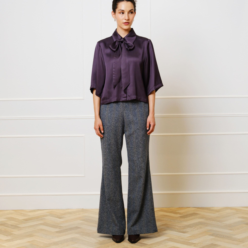 Schluppenbluse in Aubergine